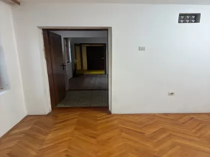 Čegarska 17 | 4zida.rs