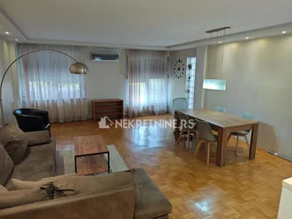 Bulevar oslobođenja | 4zida.rs