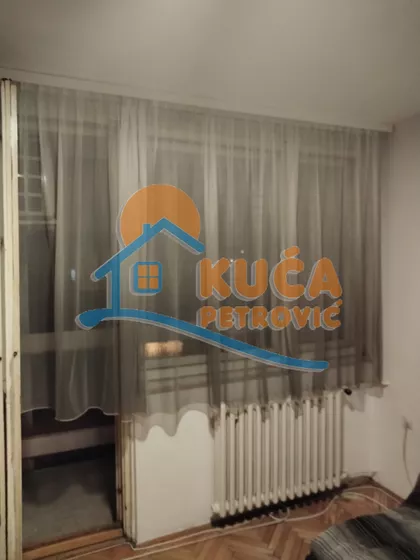 Cara Uroša | 4zida.rs