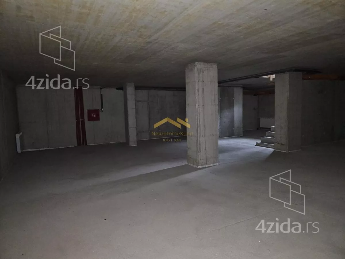 Poslovni prostor | 4zida