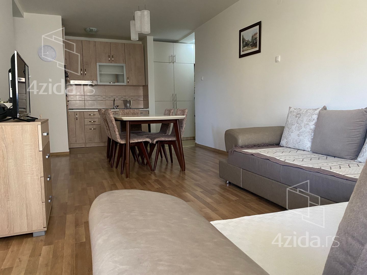 Сдается двухкомнатная квартира, Kertvaroš, 230€, 50m² — фото