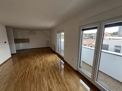 Primorska | 4zida.rs