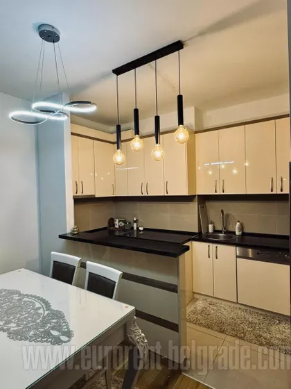 VOŽDOVE KAPIJE | 4zida.rs