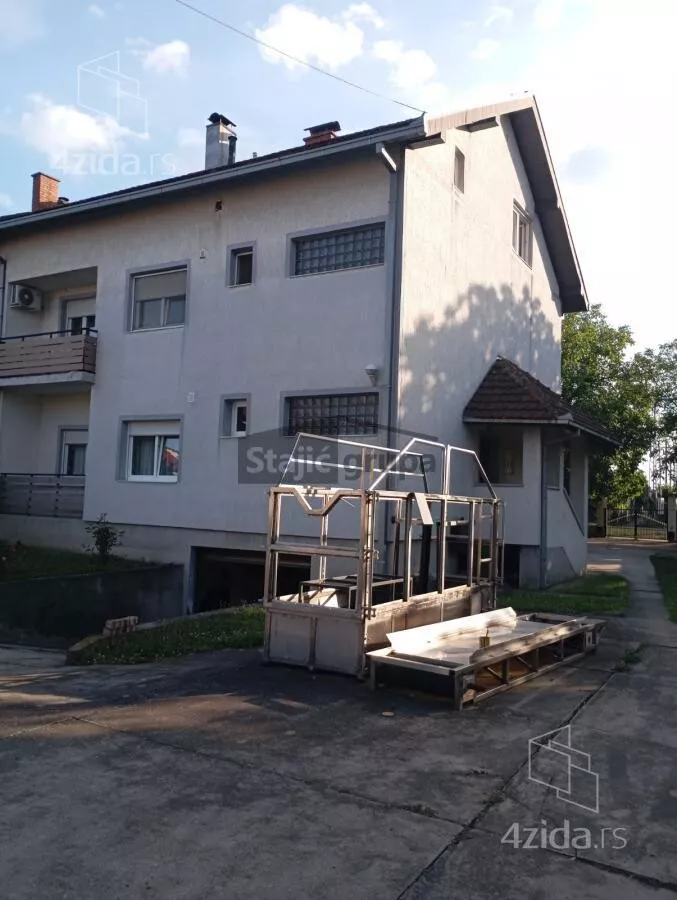 Kuća | 4zida