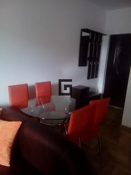 Enrika Josifa | 4zida.rs