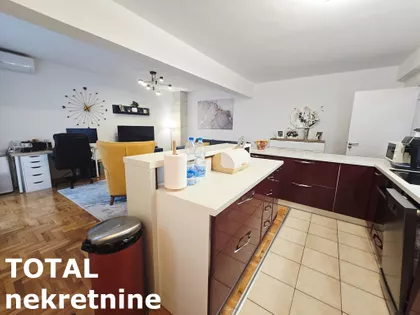 Cara Dušana | 4zida.rs