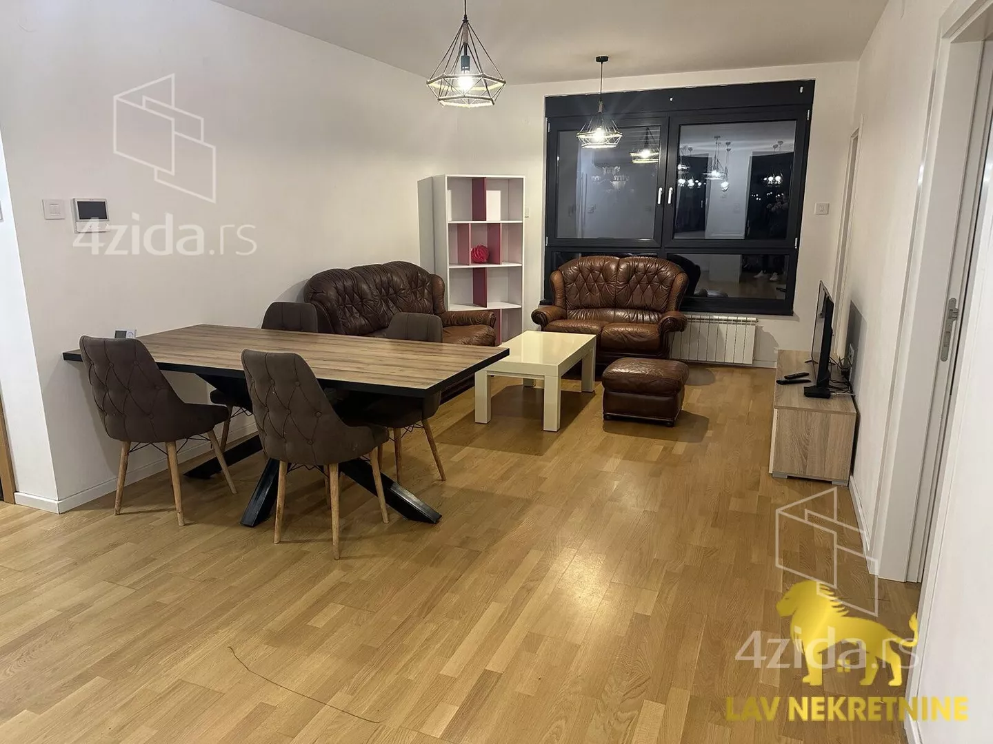 Troiposoban stan | 4zida