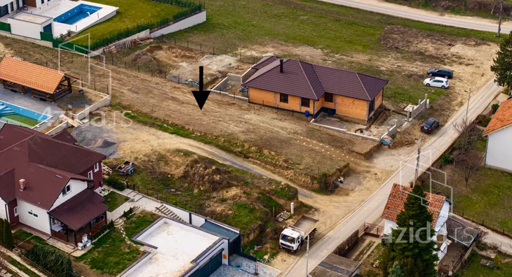 Građevinsko zemljište | 4zida
