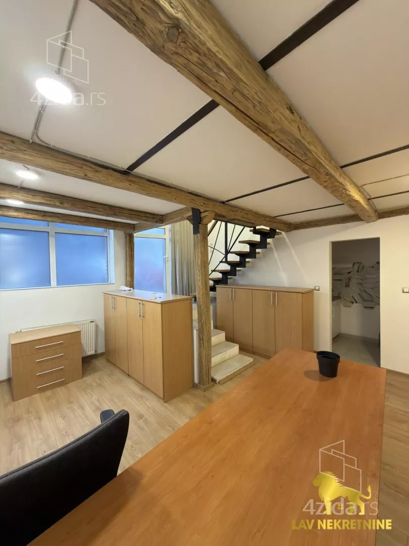 Poslovni prostor | 4zida