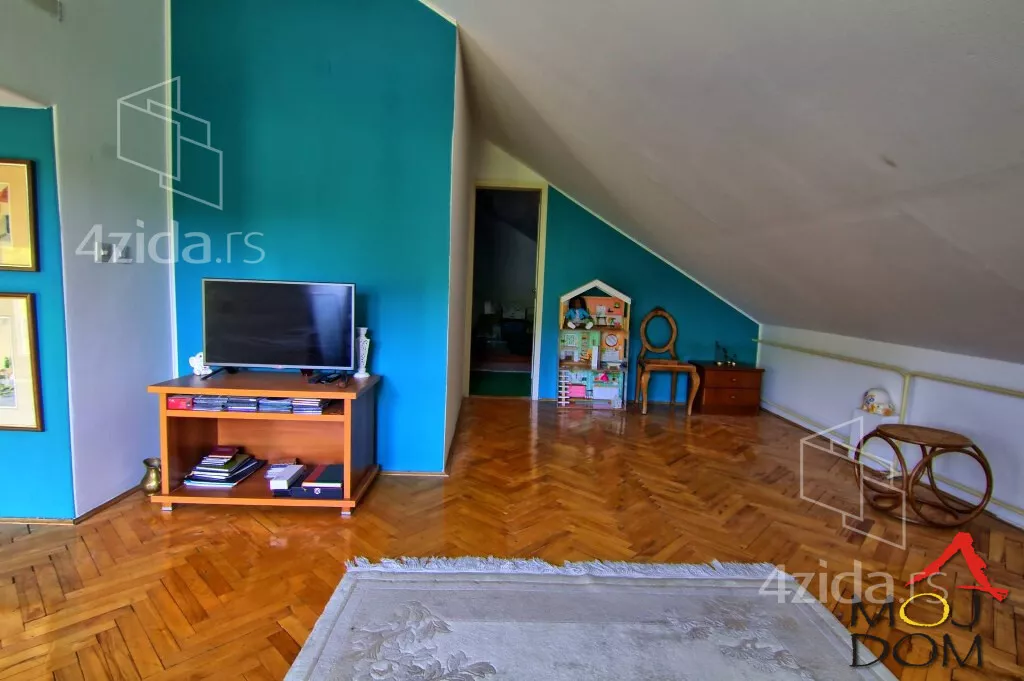 Kuća | 4zida