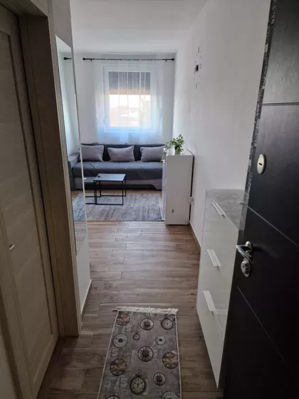 Dušana Jerkovića 18 | 4zida.rs