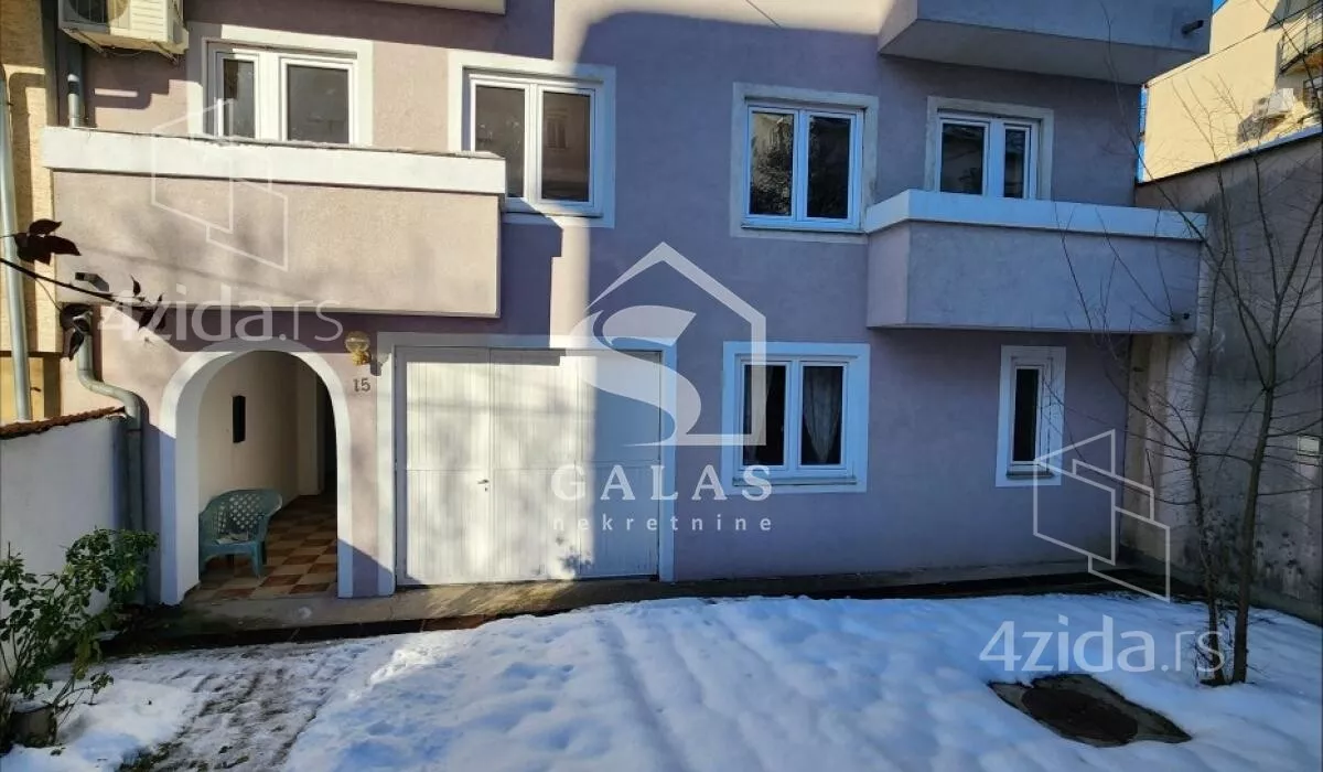 3-etažna kuća | 4zida