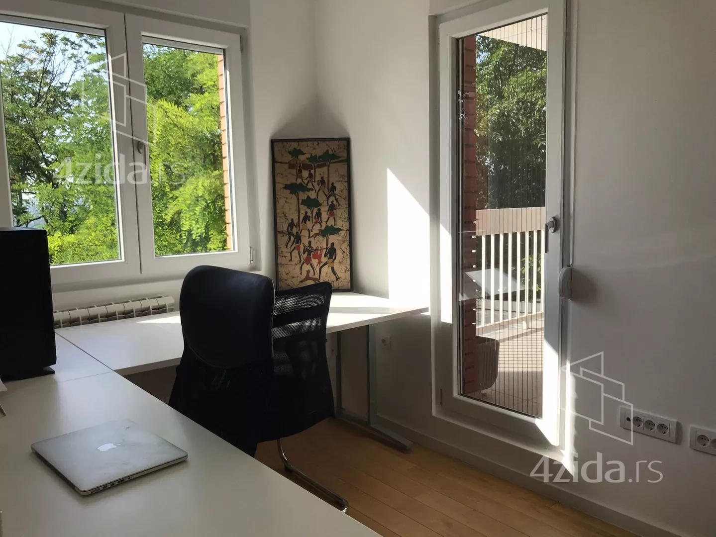 Petosoban stan | 4zida