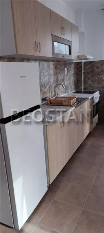 Zivka Petrovica | 4zida.rs