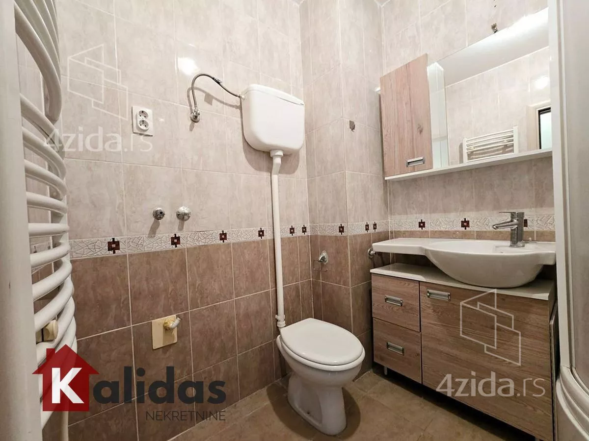 Garsonjera | 4zida