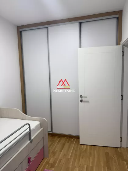 Gorana Jojića | 4zida.rs