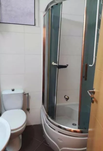 Crveni Krst Vračar | 4zida.rs