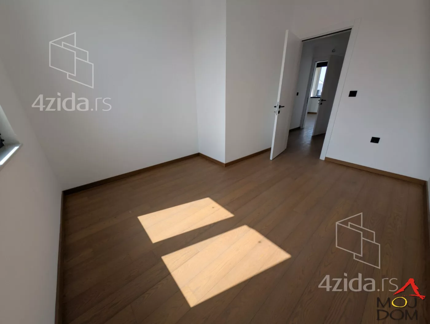 Petosoban stan | 4zida