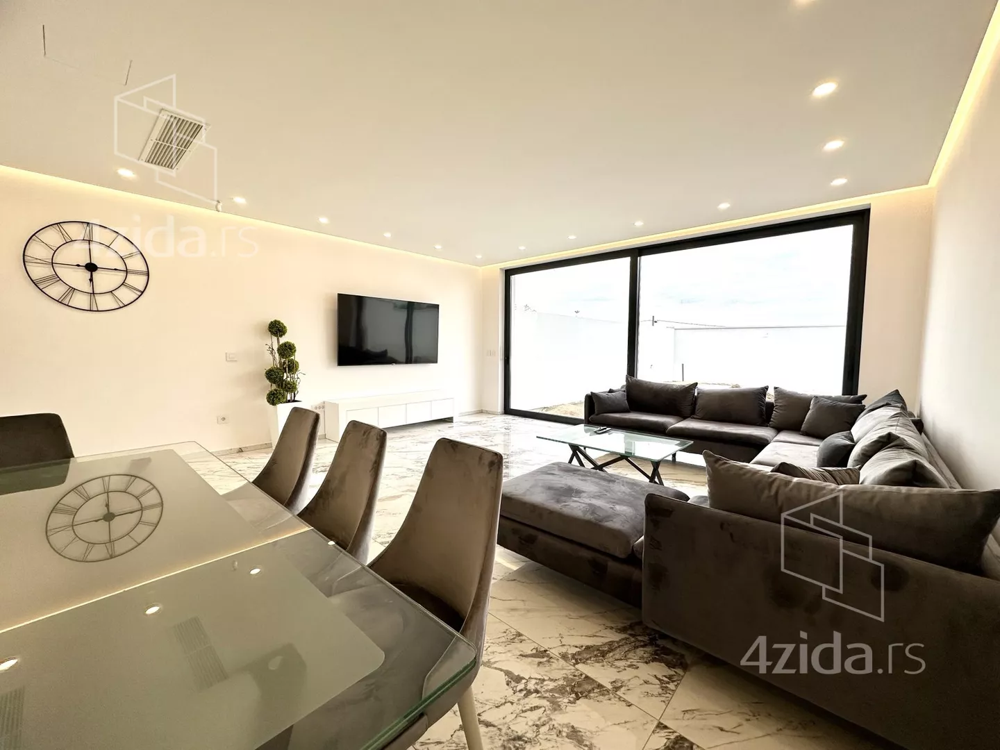 Kuća | 4zida