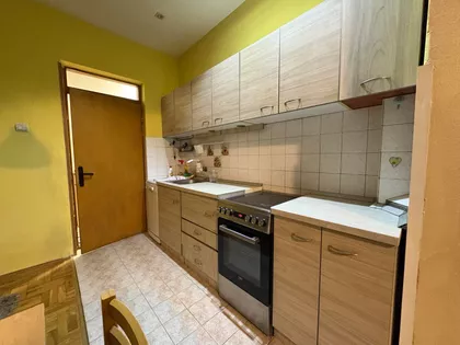 Ravanička | 4zida.rs