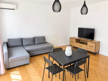 Stan za izdavanje · 74 m² · Novi Sad - Centar, Stari Grad, Gradske lokacije, Novi Sad