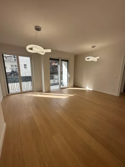 Skupština | 4zida.rs