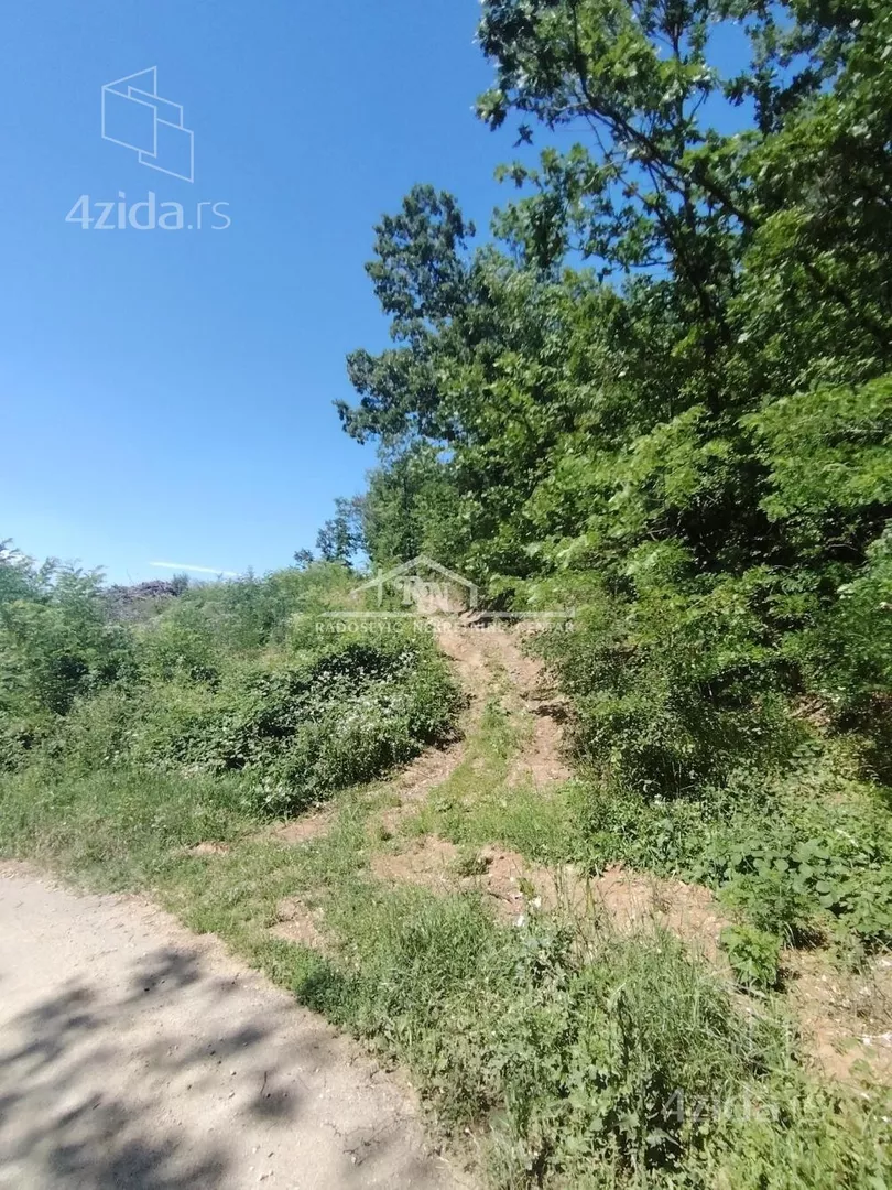 Građevinsko zemljište | 4zida