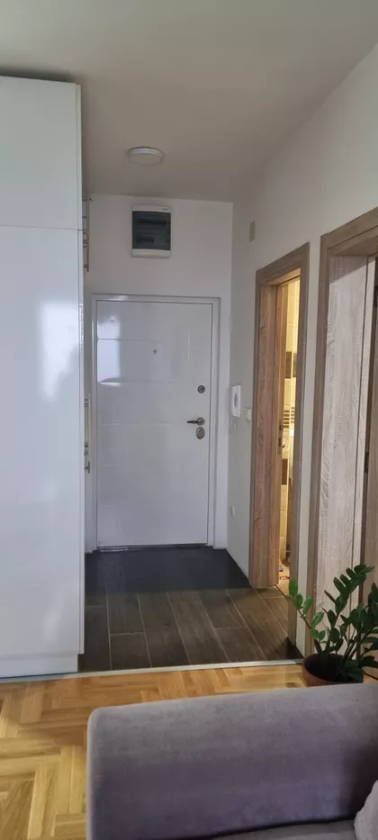 Kapetana Miloša Žunjića 25ž | 4zida.rs