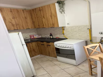 Karađorđeva 8 | 4zida.rs