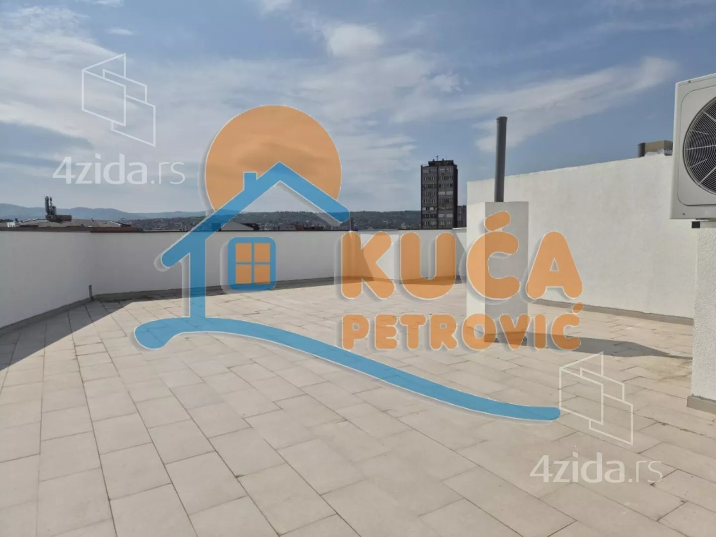 Četvorosoban stan | 4zida