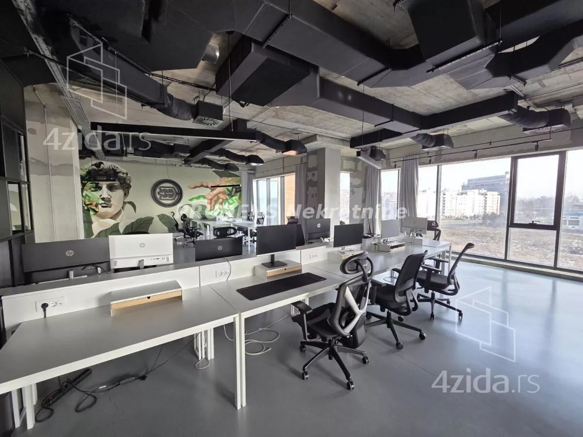 Poslovni prostor | 4zida