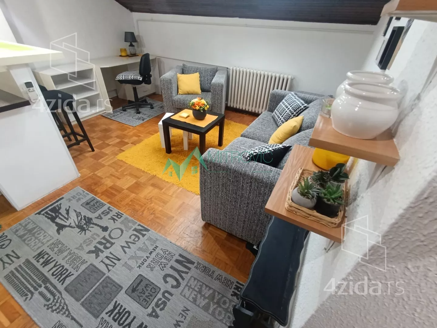 Jednoiposoban stan | 4zida