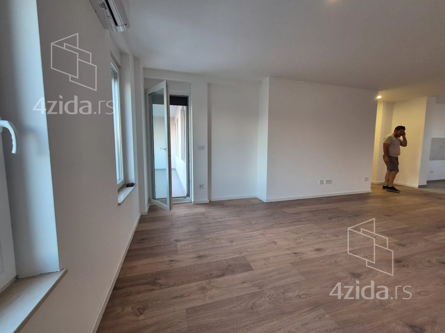 Troiposoban stan | 4zida