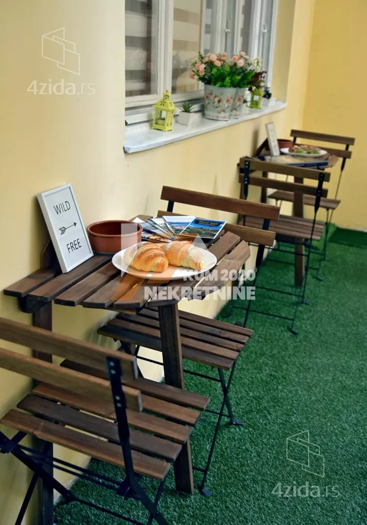 Troiposoban stan | 4zida