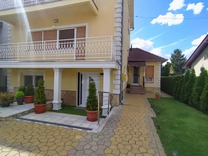 Kertvaroš | 4zida.rs