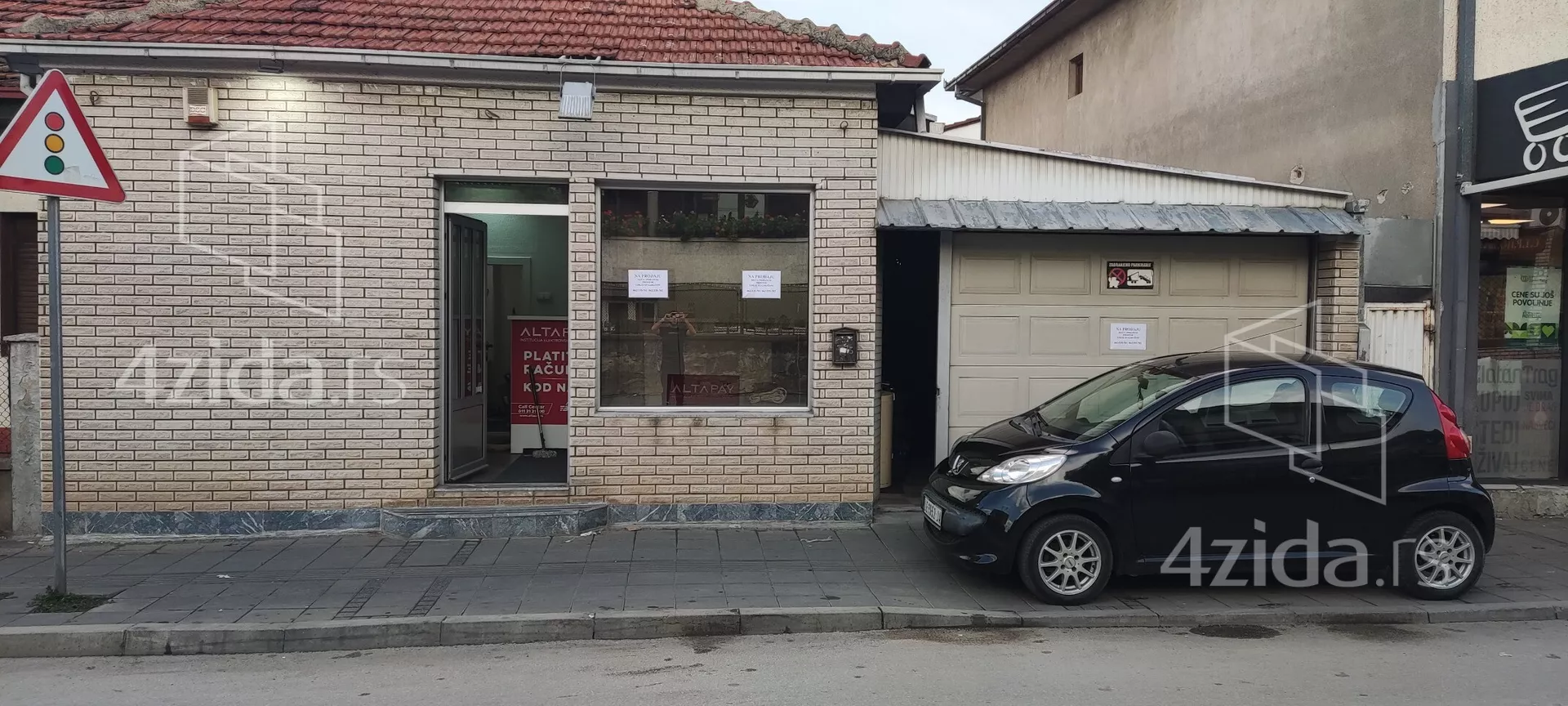 Poslovni prostor | 4zida