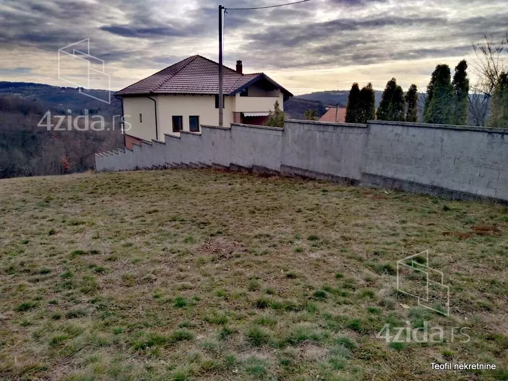 3-etažna kuća | 4zida