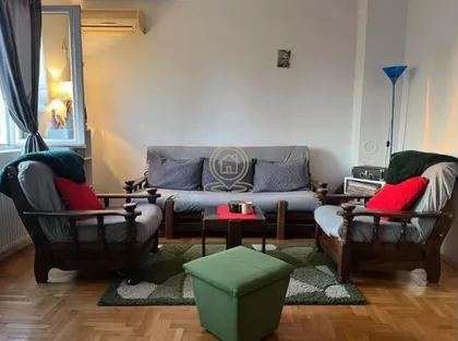 Ekonomski/Pravni Fakultet | 4zida.rs