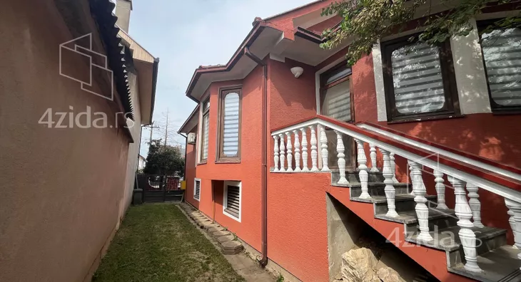4-etažna kuća | 4zida