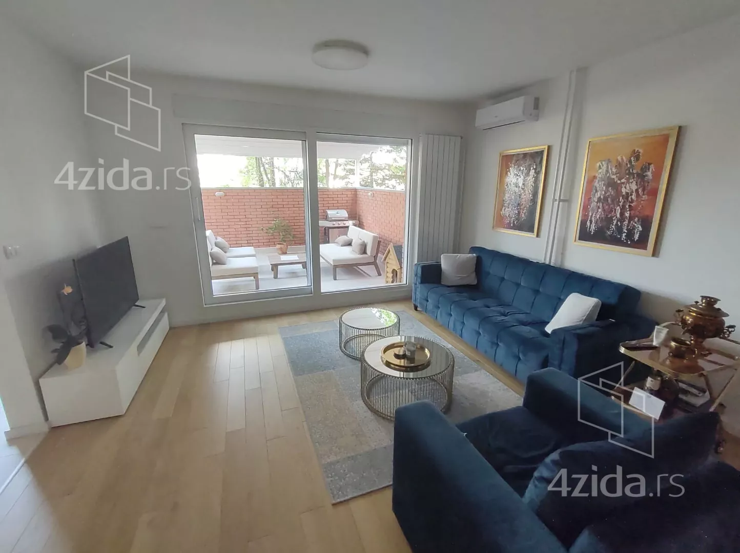 Petosoban stan | 4zida