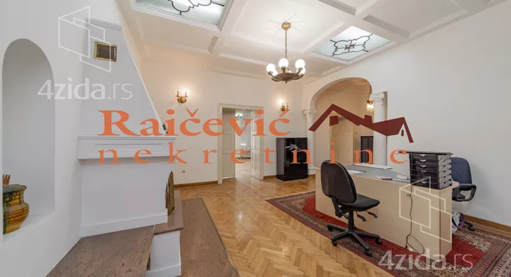 Šestosoban stan | 4zida