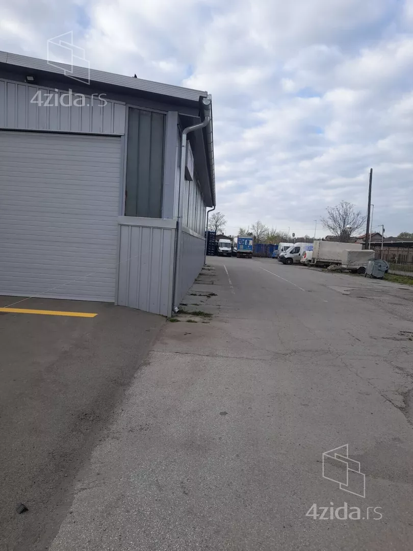 Poslovni prostor | 4zida