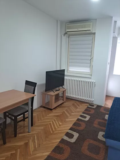 Pavla Papa 35 | 4zida.rs