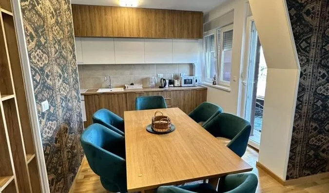 Petosoban stan | 4zida