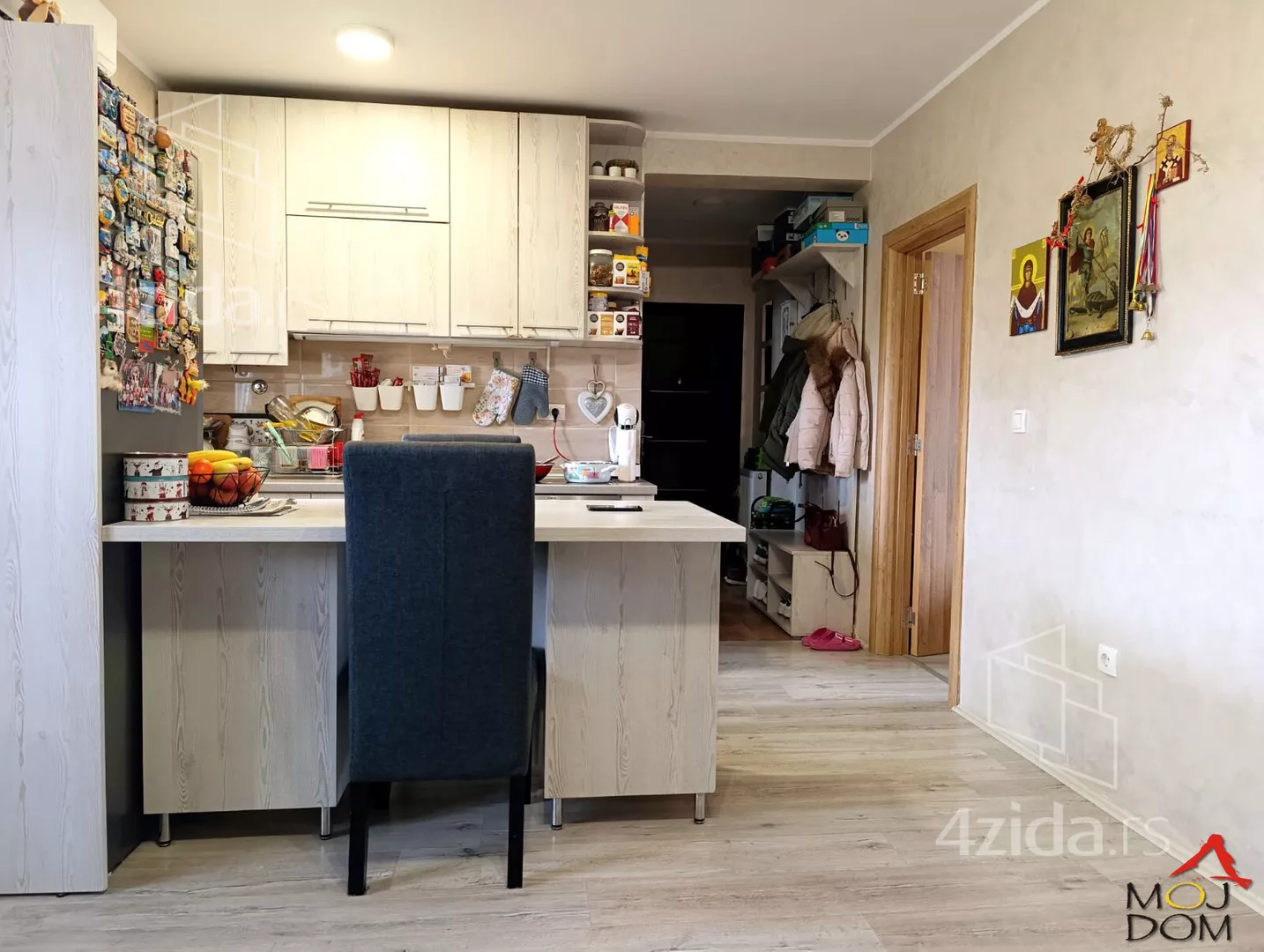 Četvoroiposoban stan | 4zida