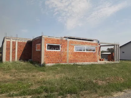 Bečmen | 4zida.rs