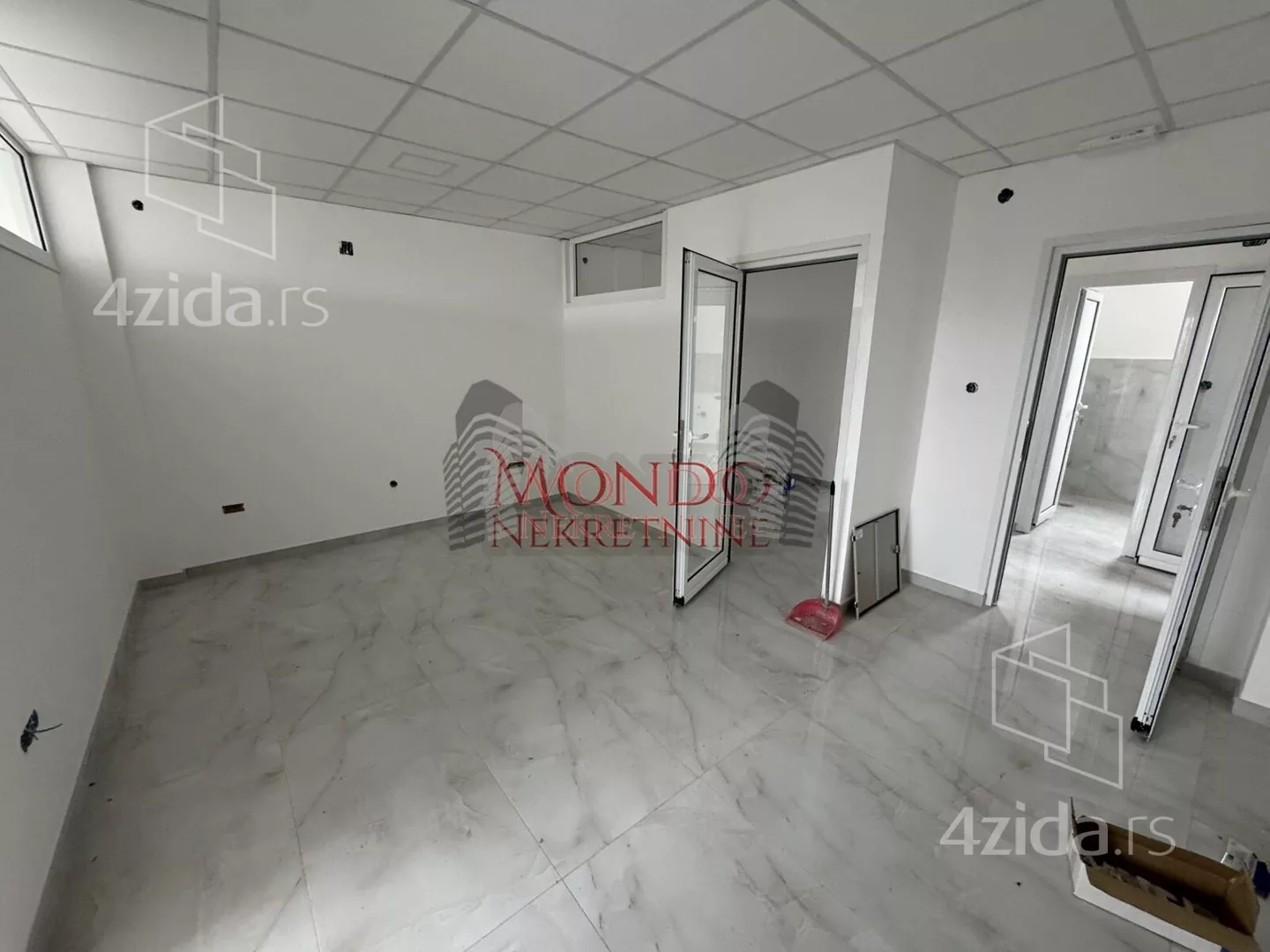 Poslovni prostor | 4zida
