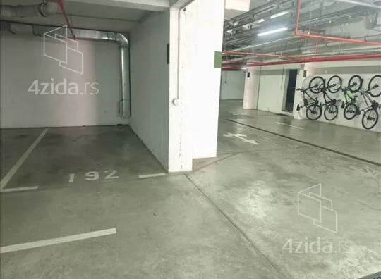 Garaža | 4zida