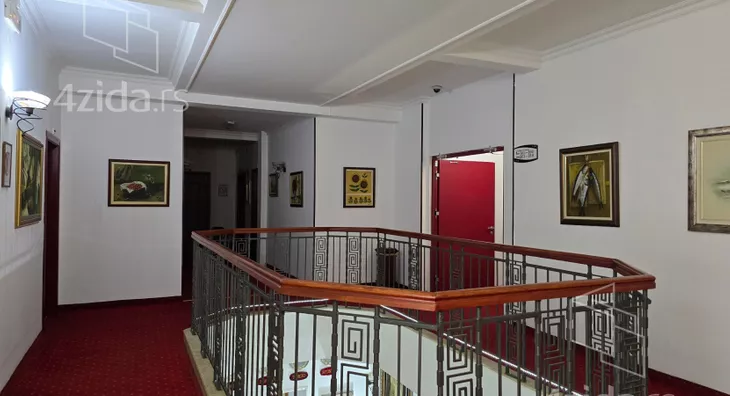 Turistički objekat | 4zida