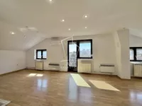 Centar, Voždovac opština, Beograd | 4zida.rs